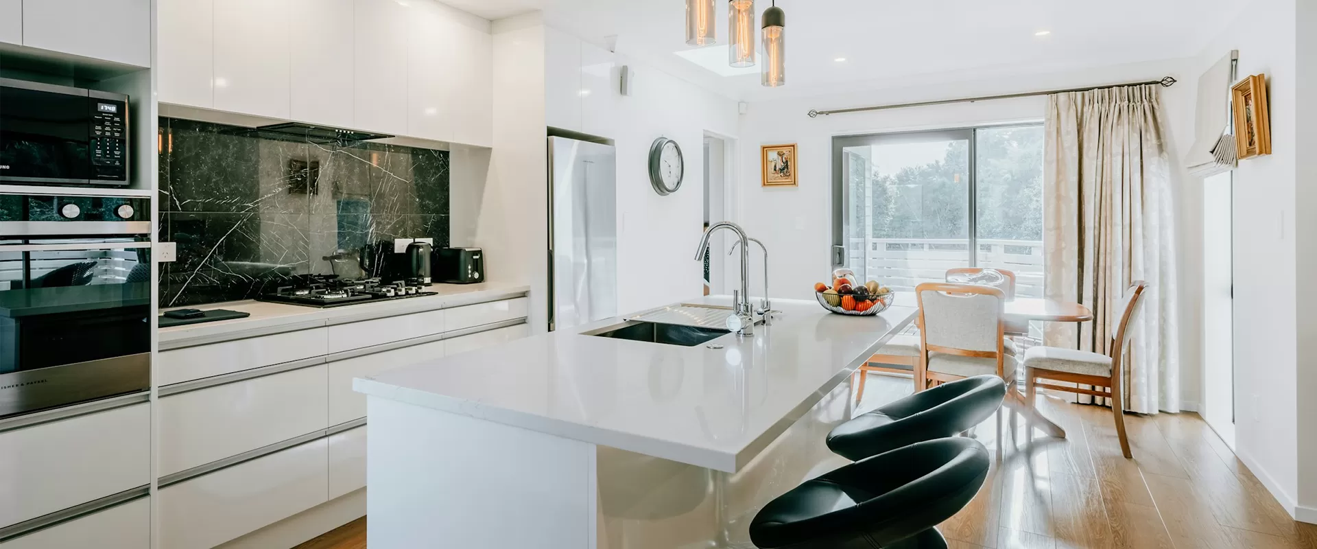 Pemurni air wastafel bawah